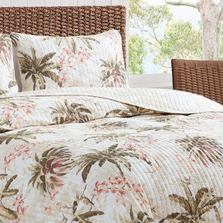 Tropical White Full/Queen Reversible Cotton Quilt Set with Palm Design