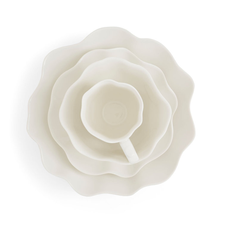 Creamy White Porcelain 4-Piece Dinnerware Set