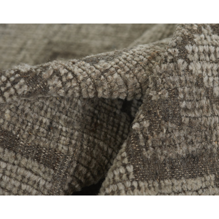 Handwoven Rectangular Gray Wool Area Rug 2' x 3'