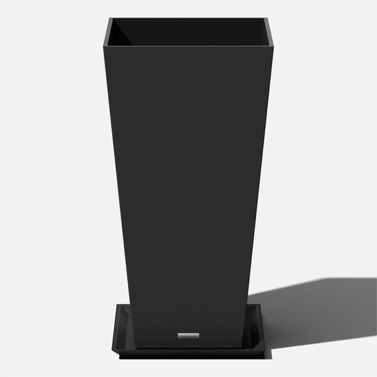 Black Polyethylene Nobleton Planter Tray Set of 2