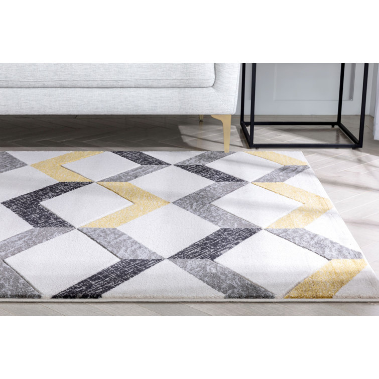 Gold Geometric 5' x 7' Synthetic Easy Care Rug