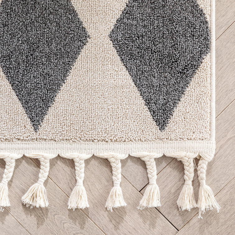 Gray Geometric Medium Pile Synthetic Area Rug