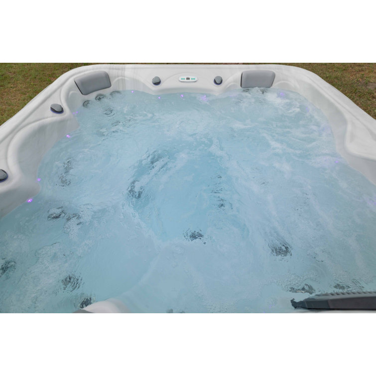 New York 6-Person Ice White Acrylic Square Hot Tub with Ozonator