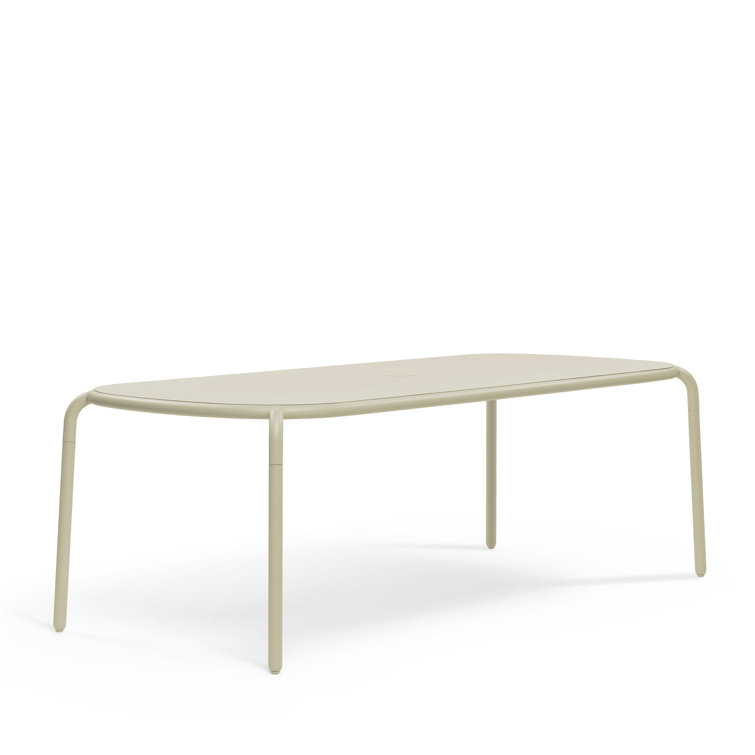 Toní 8-Seater Lightweight Aluminum Dining Table in Desert
