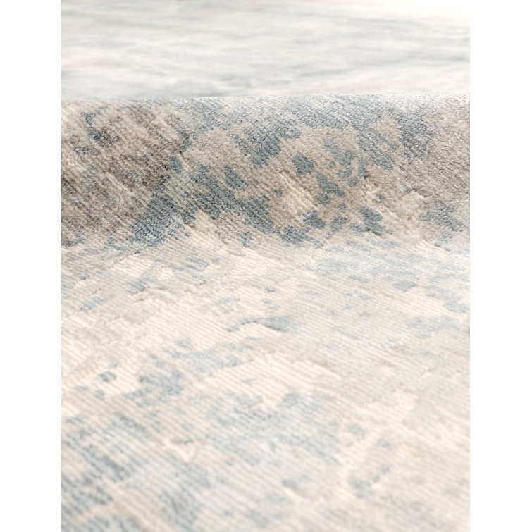 Handmade Blue and Silver Abstract Silk 6' x 9' Rug