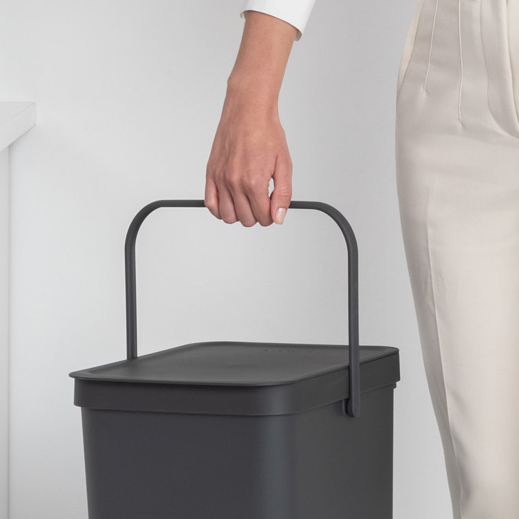 Dark Gray 10.6 Gallon Plastic Recycling Bin with Lid
