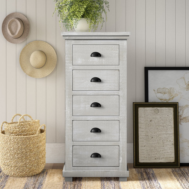 Farmhouse Gray Chalk Solid Pine 5-Drawer Lingerie Chest