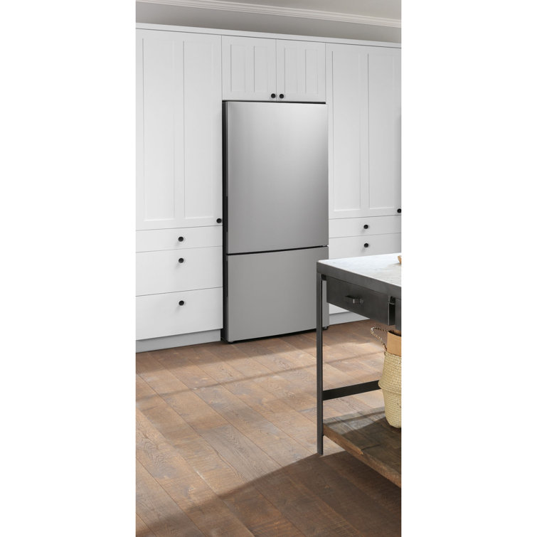 Stainless Steel 17.7 cu. ft. Bottom Freezer Smart Refrigerator