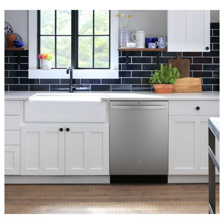 24" Stainless Steel Energy Star Top Control Dishwasher
