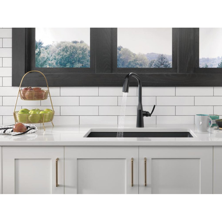 Matte Black Stainless Steel Pull-Out Spray Kitchen Faucet
