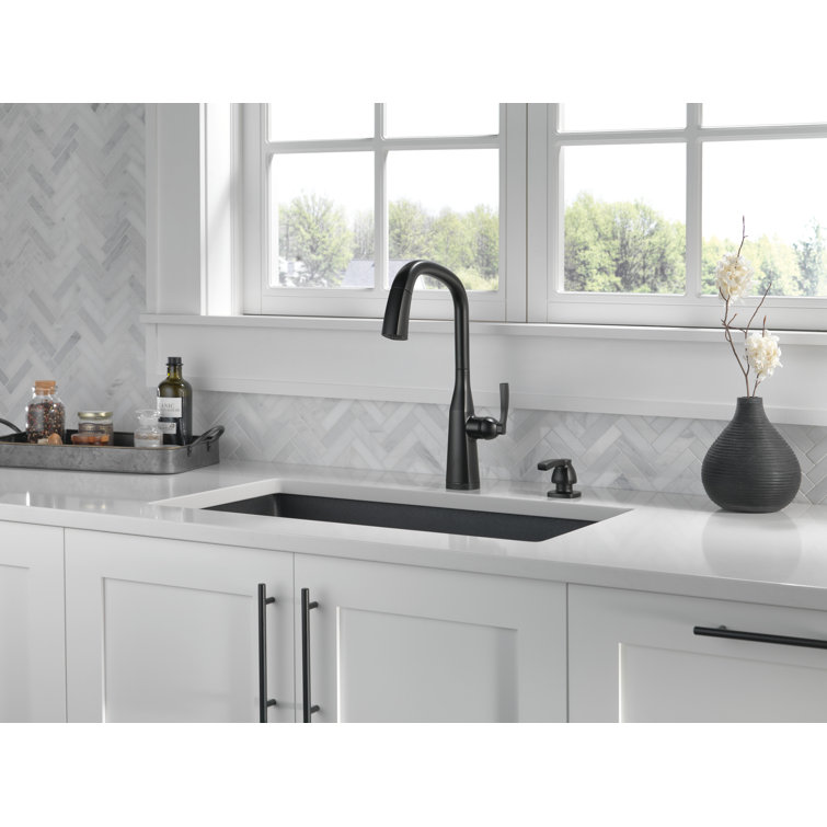 Matte Black Brass Pull-Out Spray Kitchen Faucet
