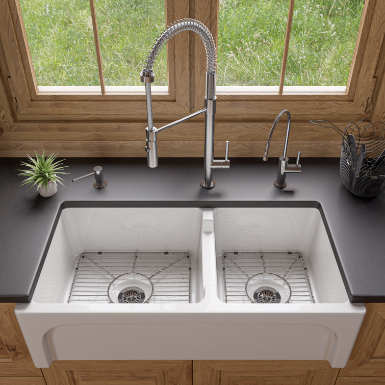 36'' White Fireclay Double Bowl Farmhouse Sink