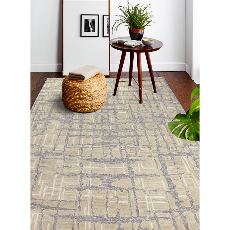 Zen Abstract Taupe Wool 5' x 7' Hand-Tufted Area Rug