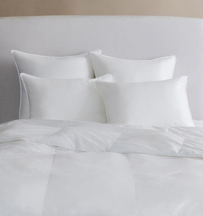 King White Cotton Sateen Down Alternative Comforter