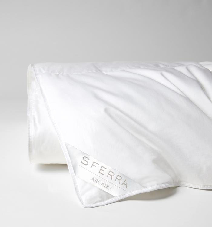 King White Cotton Sateen Down Alternative Comforter