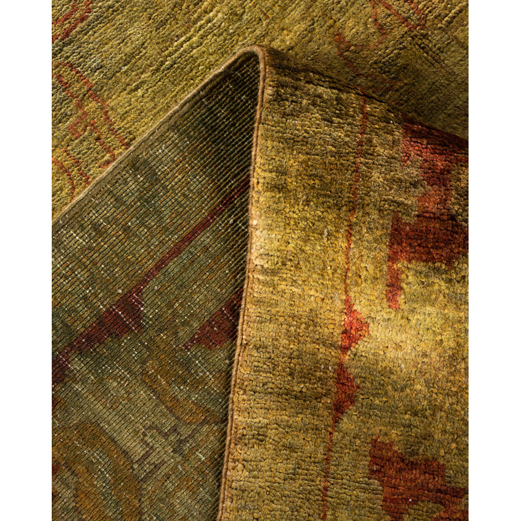 Handmade Green Wool Rectangular Area Rug 6' 1" x 8' 2"