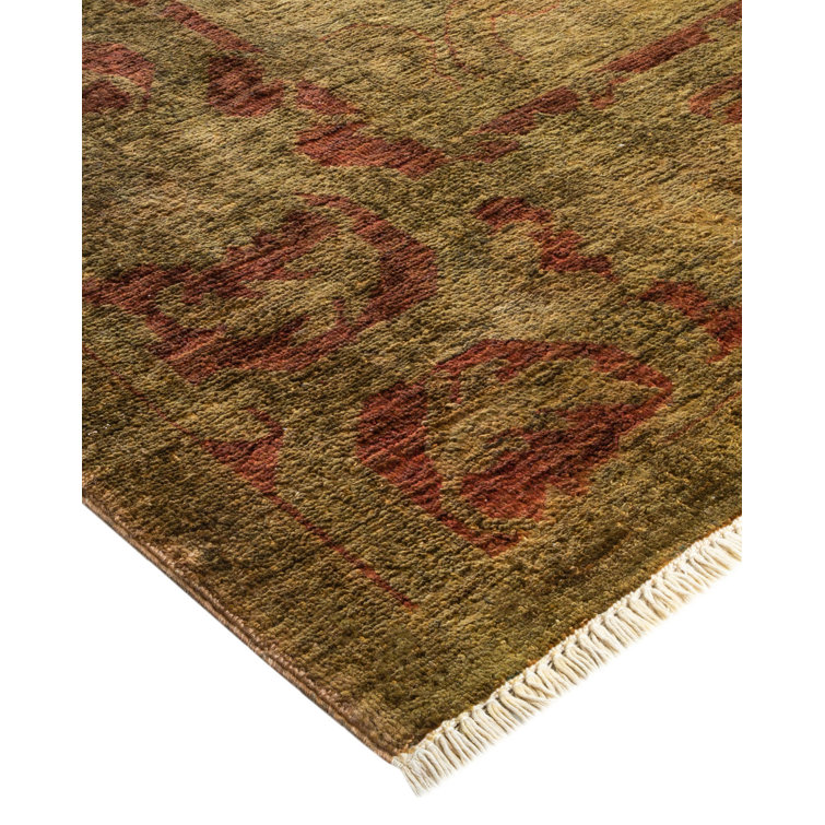 Handmade Green Wool Rectangular Area Rug 6' 1" x 8' 2"