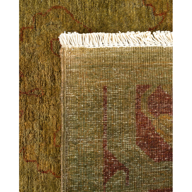 Handmade Green Wool Rectangular Area Rug 6' 1" x 8' 2"