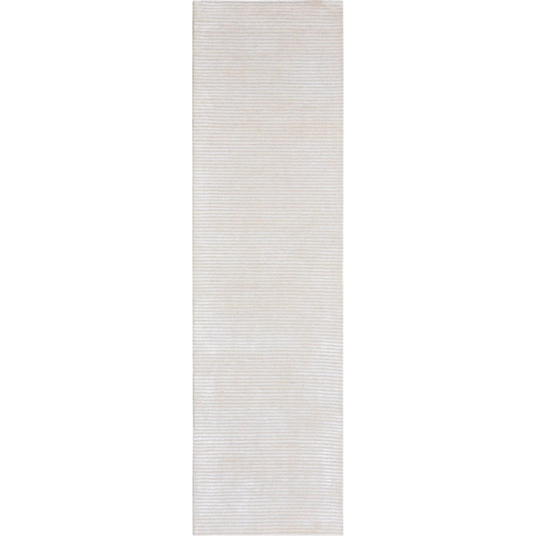 Beige Hand-Tufted Wool and Silk Runner Rug 2'7" x 10'