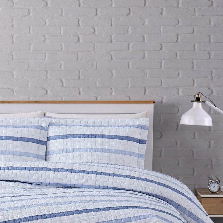 Cozy Waffle Stripe King Quilt Set in Blue - Microfiber Reversible