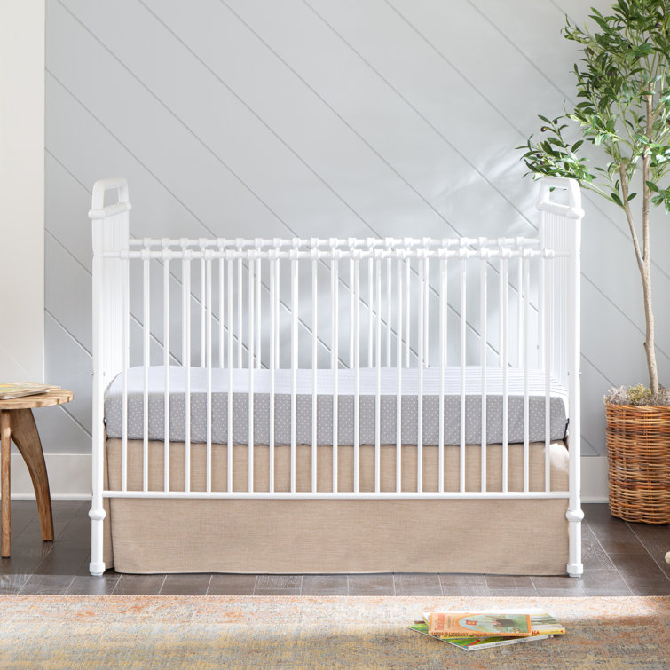 White Iron Toddler Convertible Crib with Vintage Design