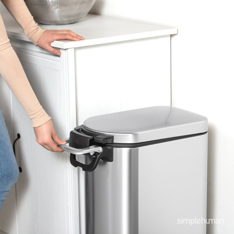 XL Stainless Steel Airtight Pet Food Storage Container