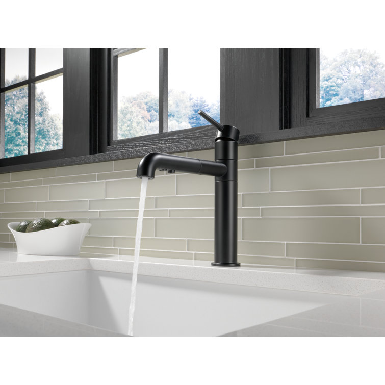 Matte Black Stainless Steel Pull-Out Spray Kitchen Faucet