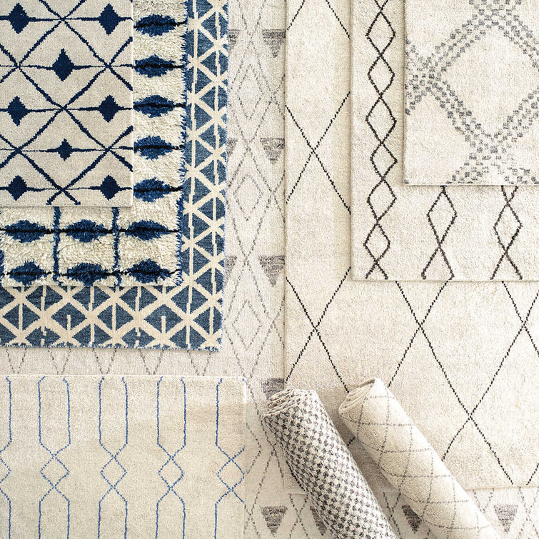 Ivory Diamond Handwoven Wool and Cotton 6' x 9' Rug