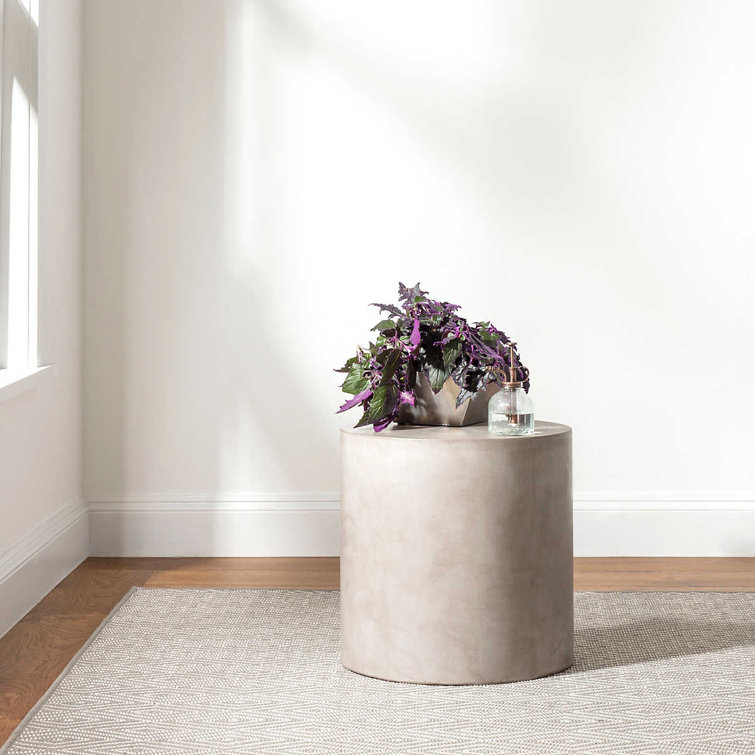Platinum and White Diamond Pattern 4' x 6' Reversible Rug