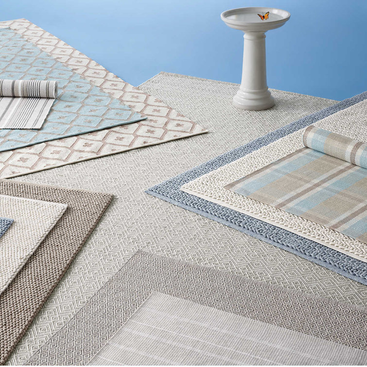 Annabelle Gray Diamond Pattern Handwoven Reversible Rug 2' x 3'