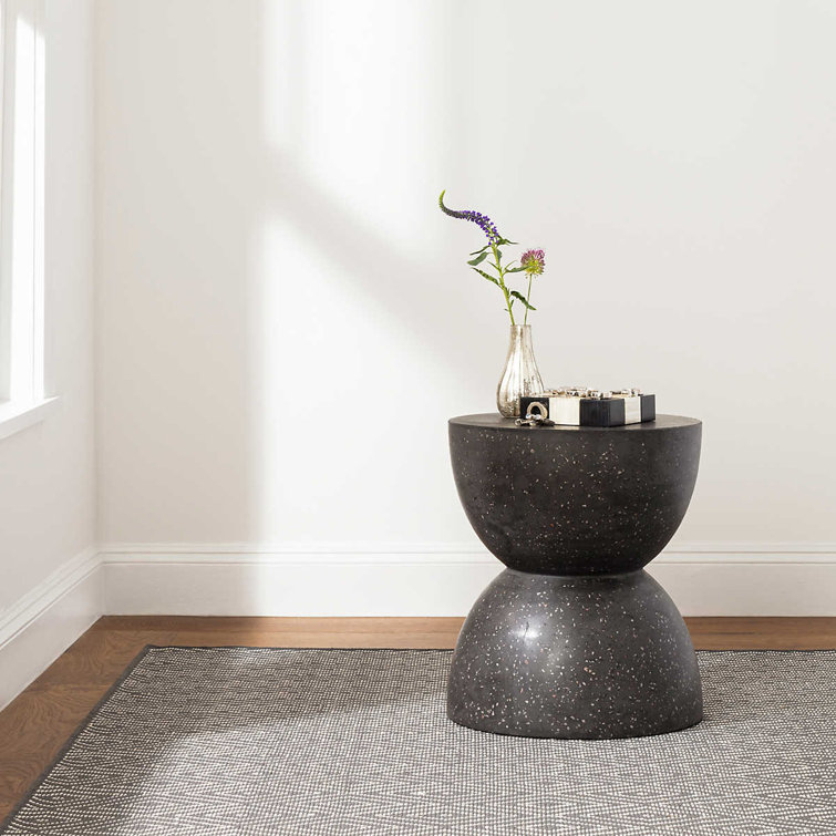Graphite and Ivory Diamond 10' x 14' Indoor/Outdoor Rug