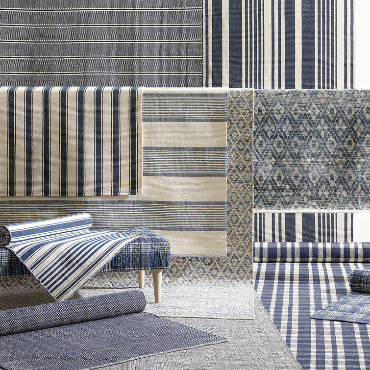Ivory and Navy Handwoven Cotton Stripe Rug, 2 x 3 Feet
