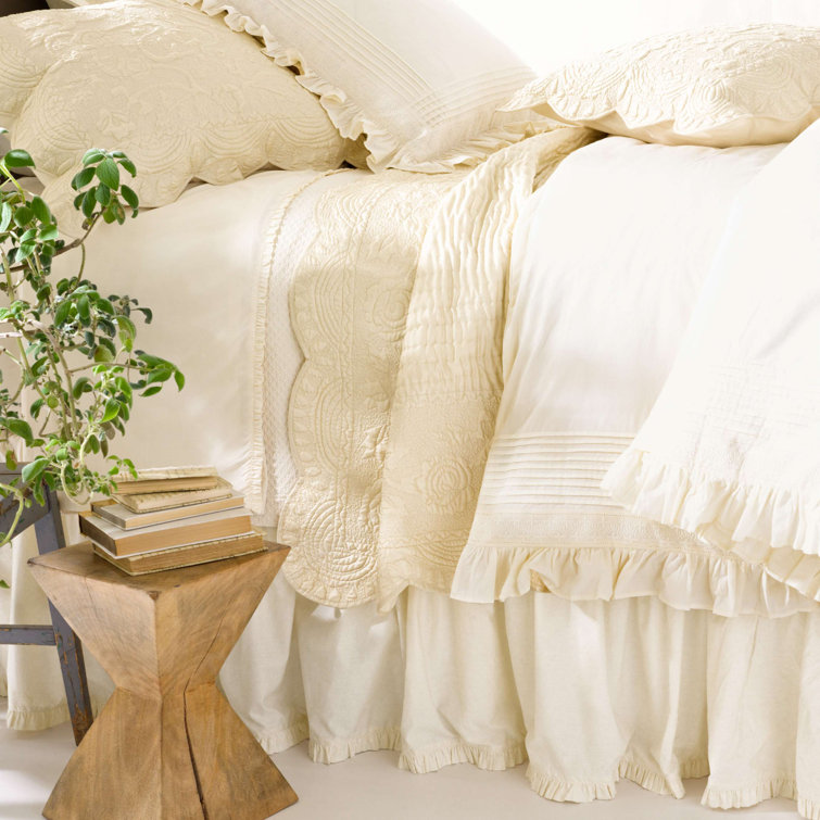 Classic White Cotton Ruffle Bed Skirt with Split Corner