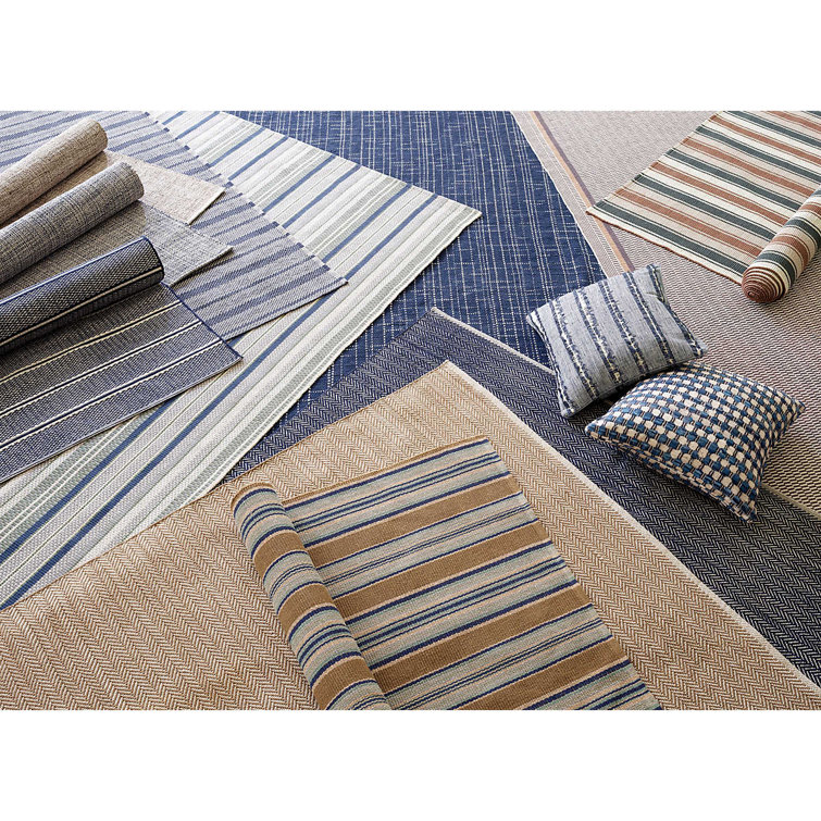 Ivory and Navy Handwoven Cotton Stripe Rug, 2 x 3 Feet