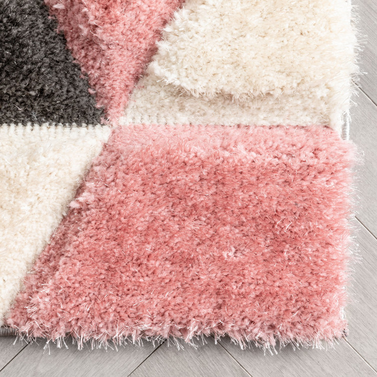 Blush and Gray Geometric Shag Area Rug 5' x 7'