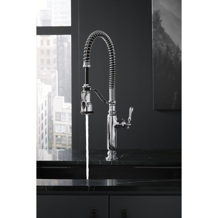 Polished Chrome Semi-Professional Kitchen Faucet with Pull-Out Spray