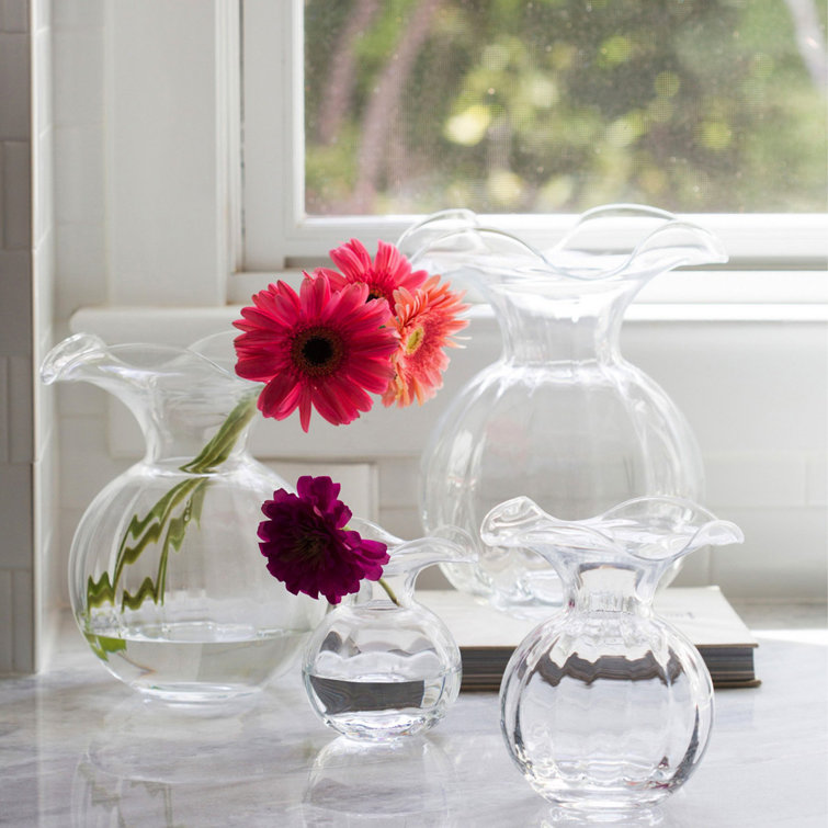Elegant Clear Glass Fluted Vase with Delicate Hibiscus Petal Design