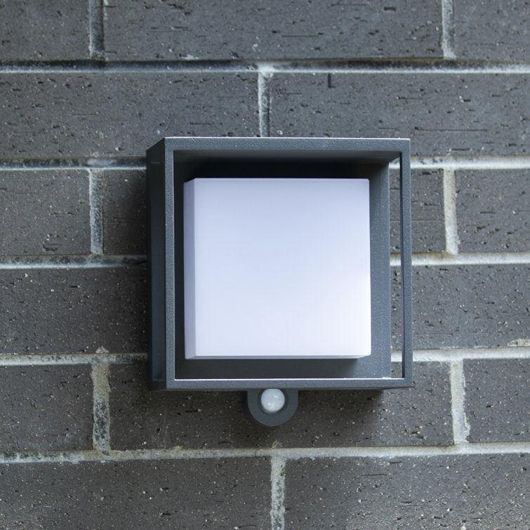 Modern Black Aluminum Solar LED Outdoor Wall Lantern