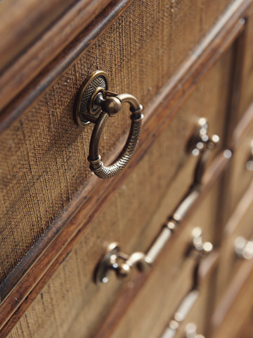 Brown Traditional Double Dresser with Nine Drawers