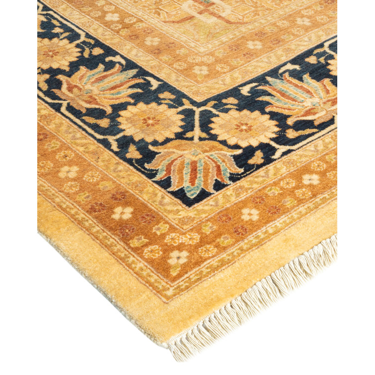 Sitara Hand-Knotted Ivory Wool 8' x 10' Geometric Area Rug with Fringe