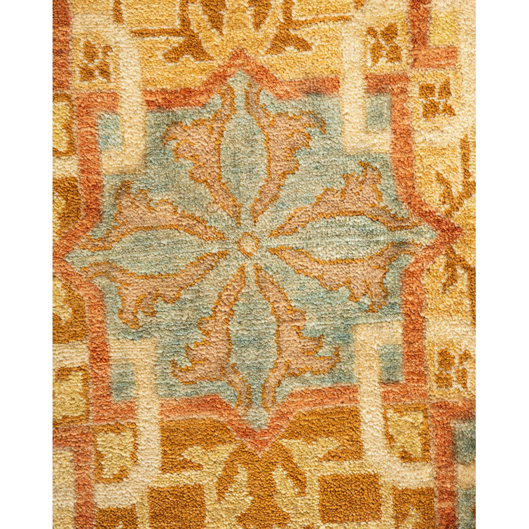Sitara Hand-Knotted Ivory Wool 8' x 10' Geometric Area Rug with Fringe