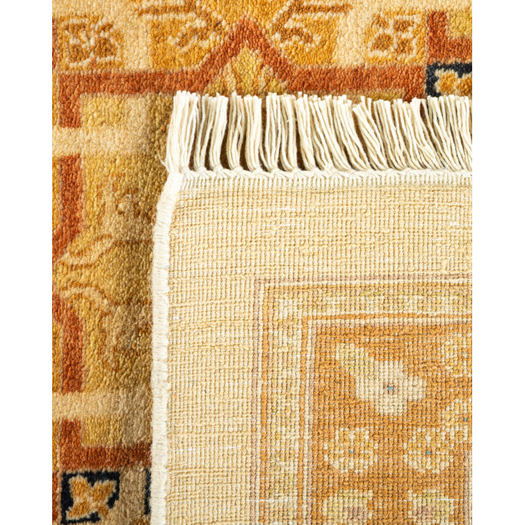 Sitara Hand-Knotted Ivory Wool 8' x 10' Geometric Area Rug with Fringe