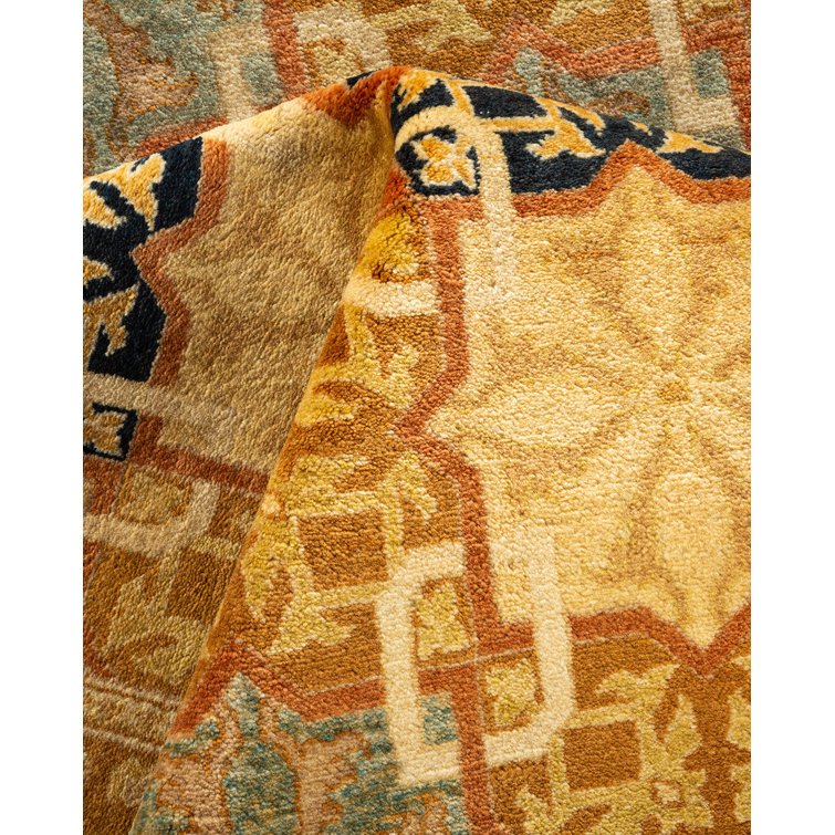 Sitara Hand-Knotted Ivory Wool 8' x 10' Geometric Area Rug with Fringe