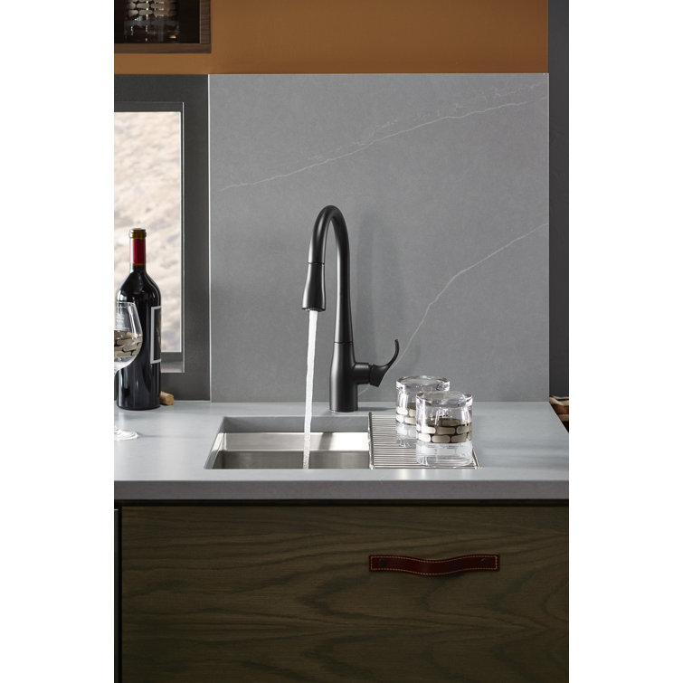 Vibrant Brushed Moderne Brass Pull-Down Kitchen Faucet