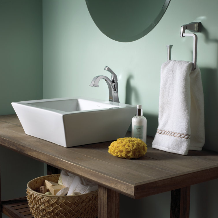 Chrome Single Hole Vessel Bathroom Faucet with Brass Construction