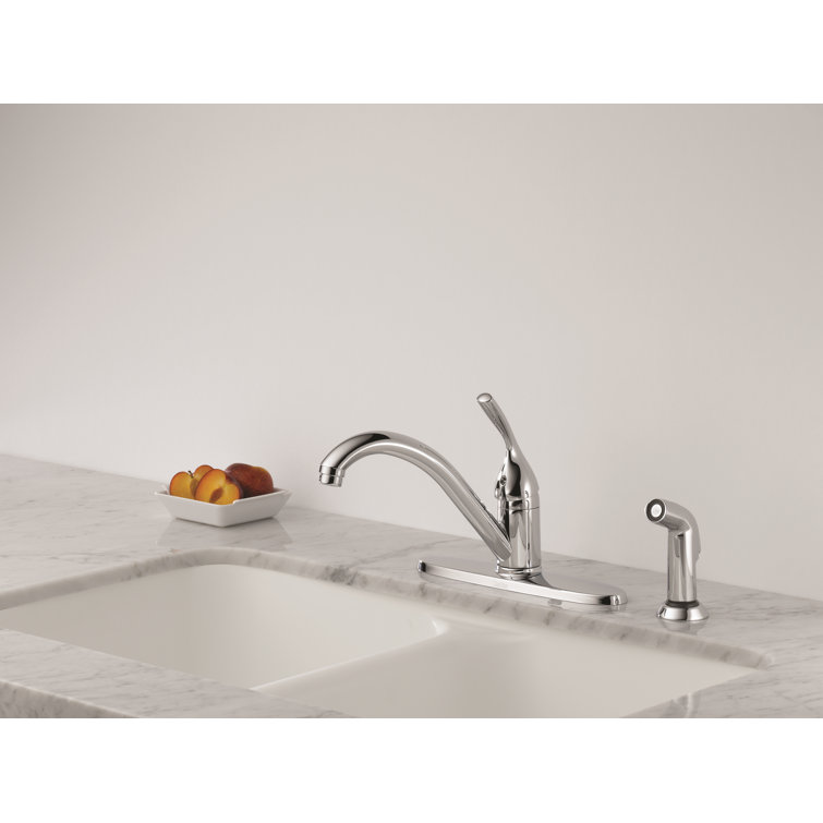 Chrome Single Handle Kitchen Faucet with Pull-out Spray