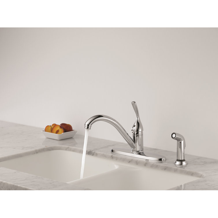 Chrome Single Handle Kitchen Faucet with Pull-out Spray