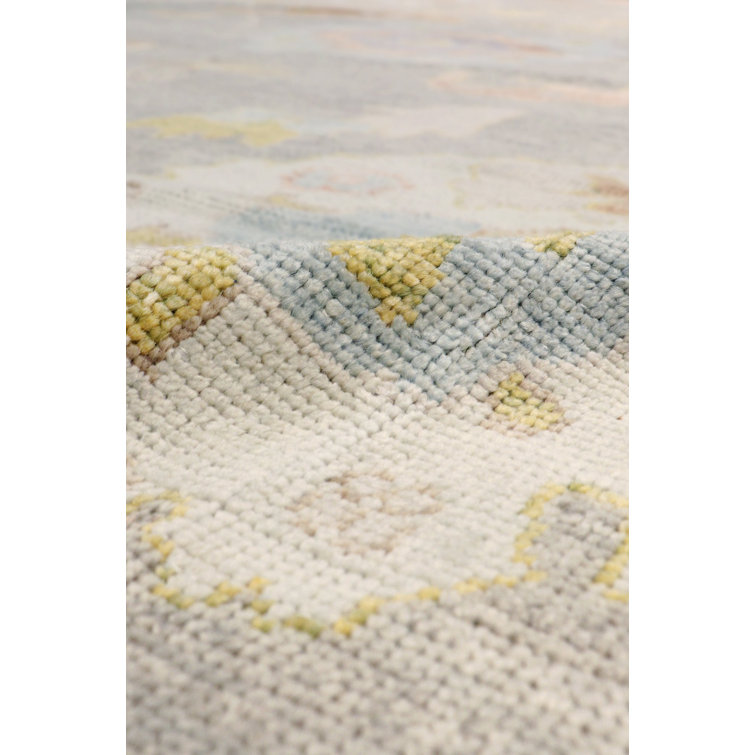 Elegant Gray Hand-Knotted Wool Oriental Rug, 164" x 117"