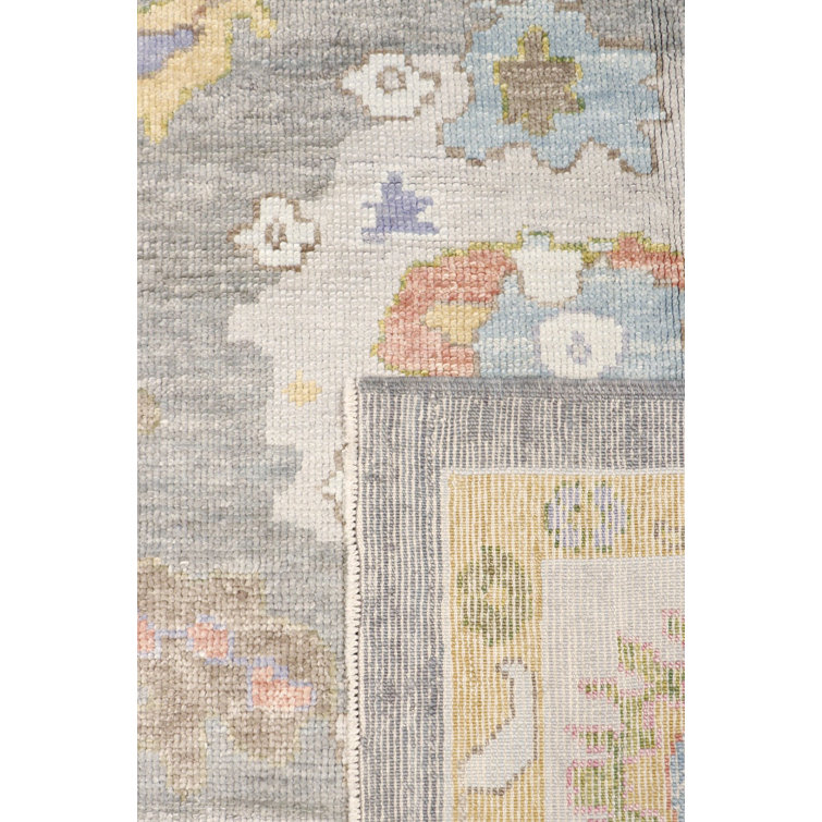 Elegant Gray Hand-Knotted Wool Oriental Rug, 164" x 117"