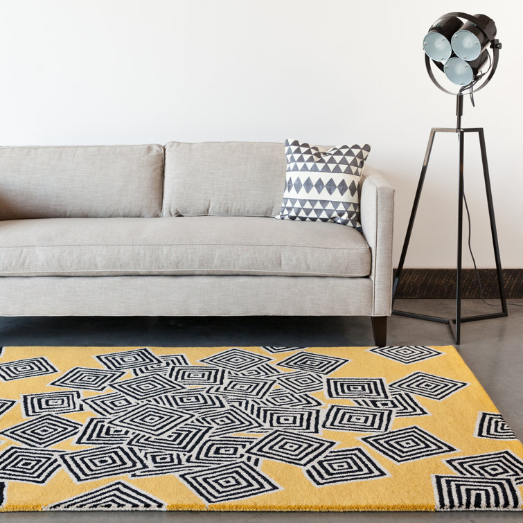 Hand-Tufted Stellar Black Wool Rectangular Rug 5' x 7'